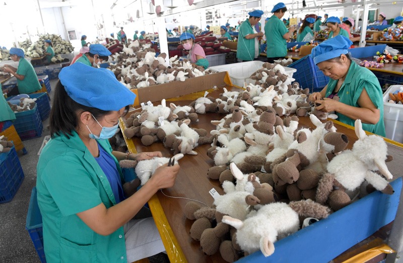 buy bulk toys from china