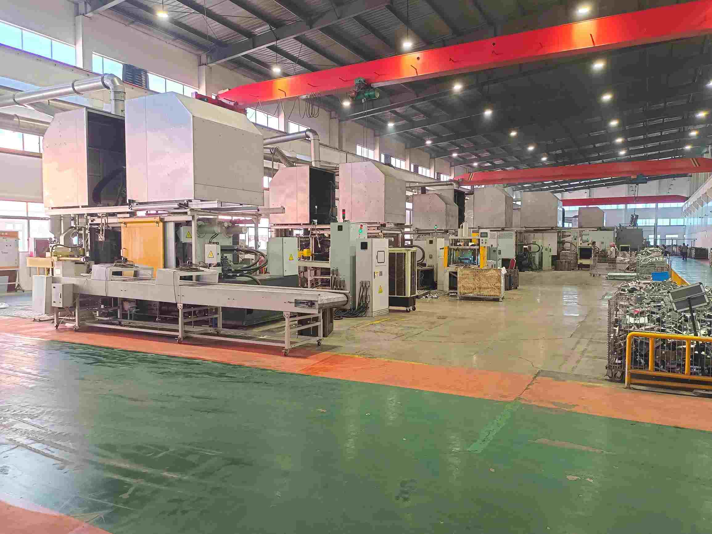 china 3-side luminous casting lamp company