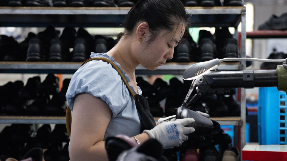 china hikes shoes company China Factory