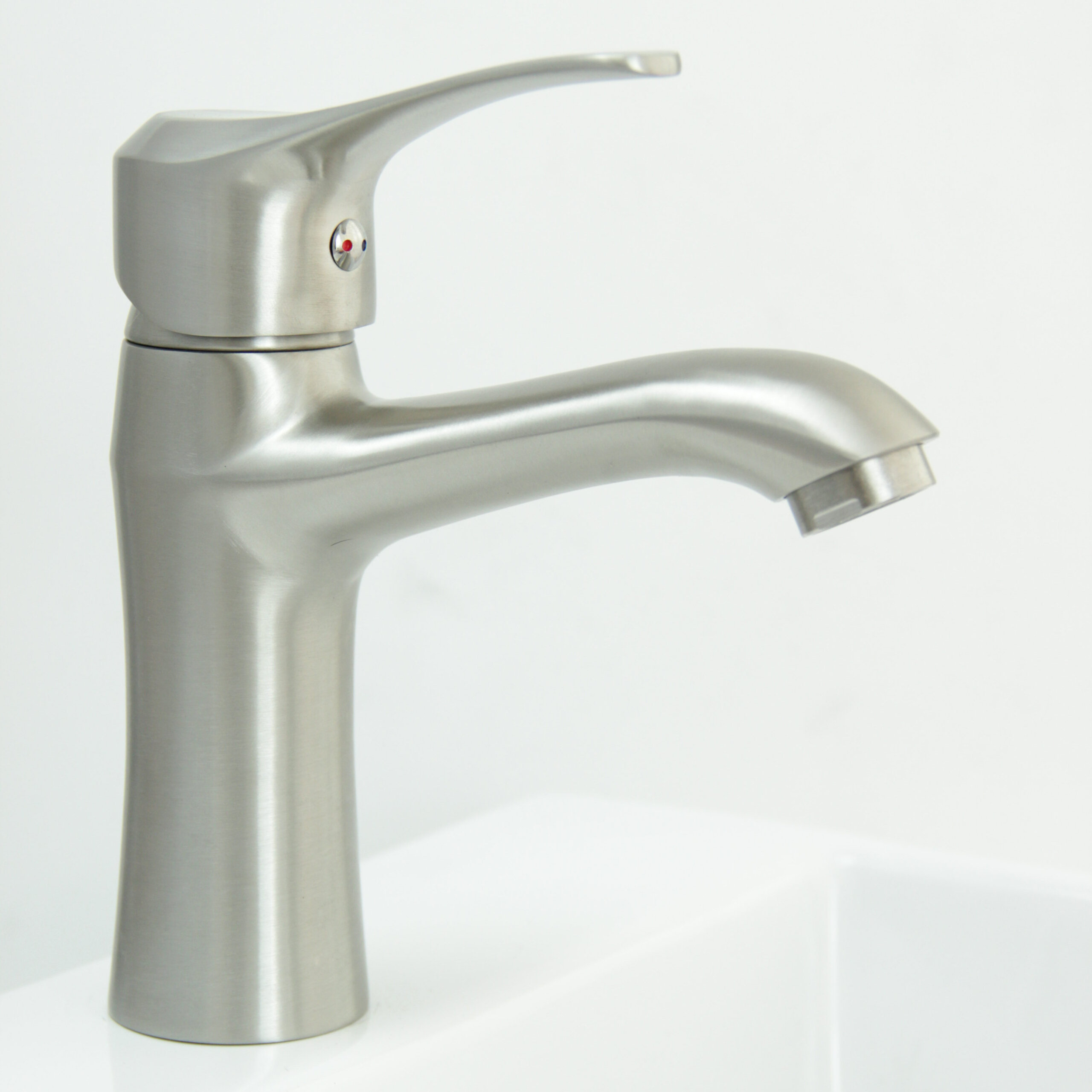 china rotable single hand basin faucet wholesalers China Factory