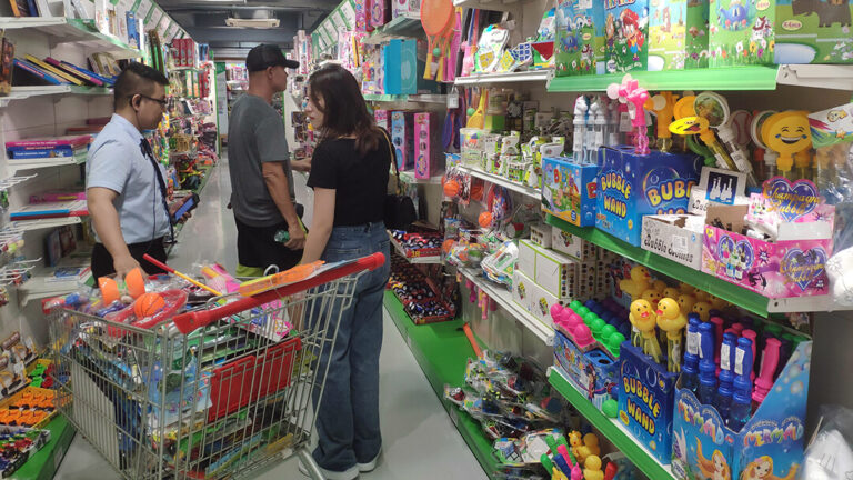 china toys wholesale market in pakistan China Factory