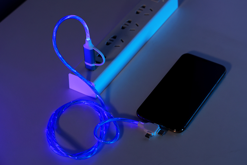 china tri color bus usb charger wholesaler