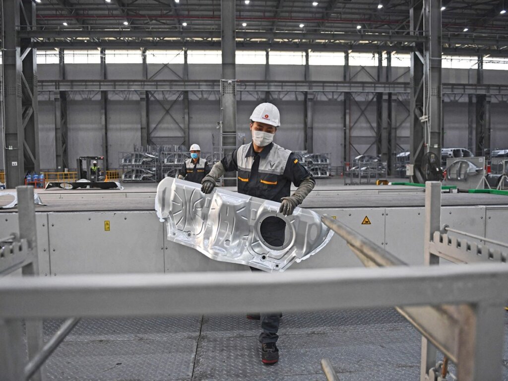 companies leaving china for vietnam China Factory