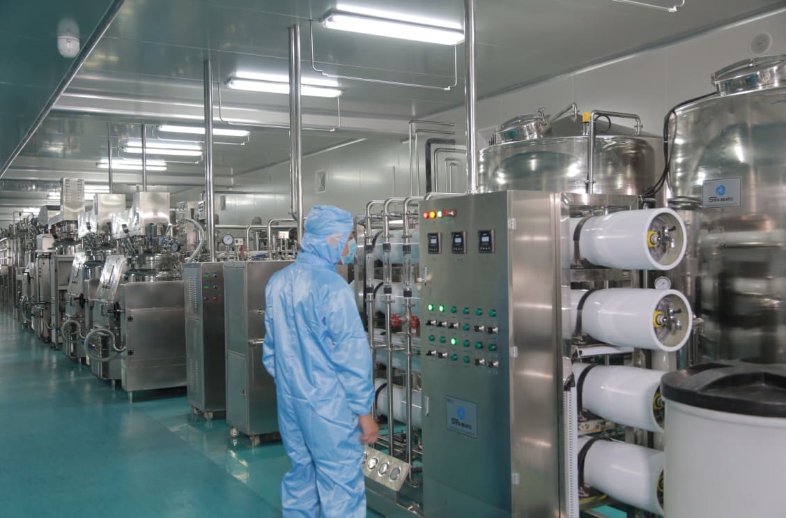 cosmetic distributors in china