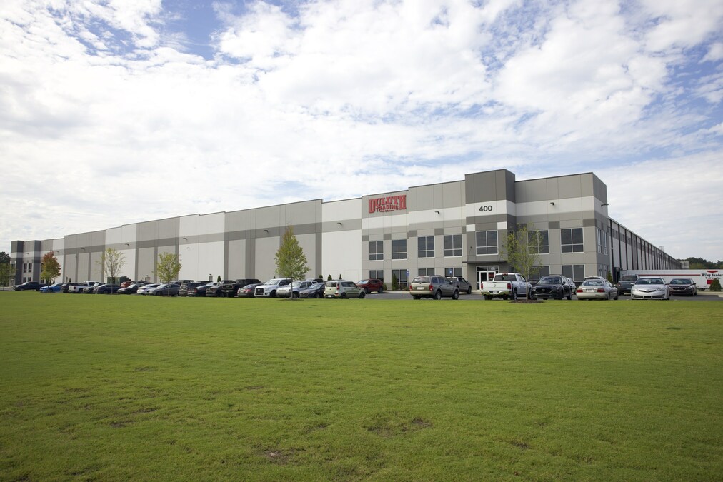 duluth trading company made in china