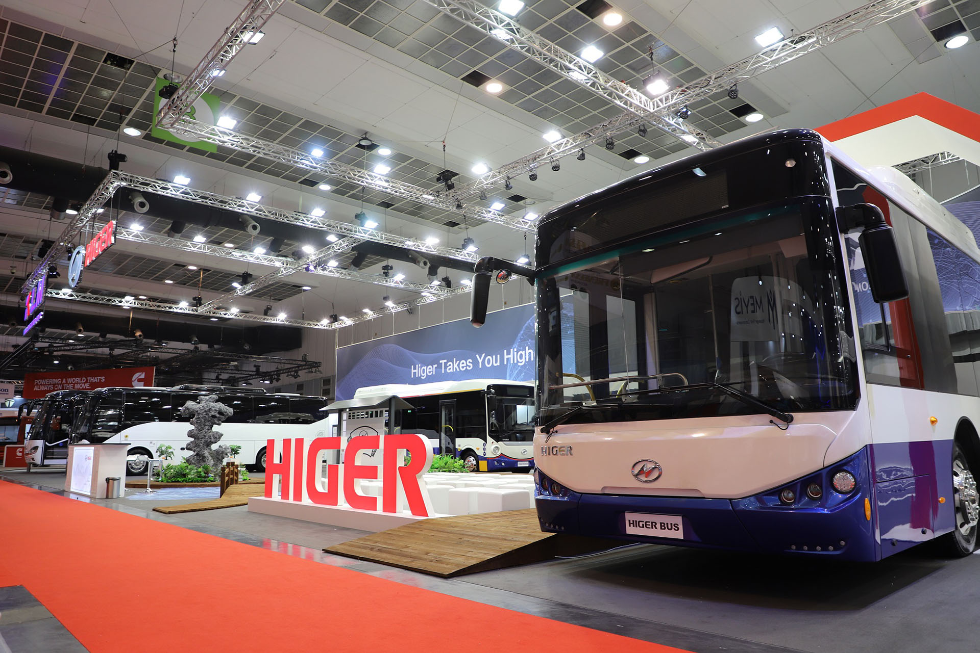 higer bus company china