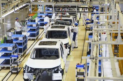 japanese companies moving out of china