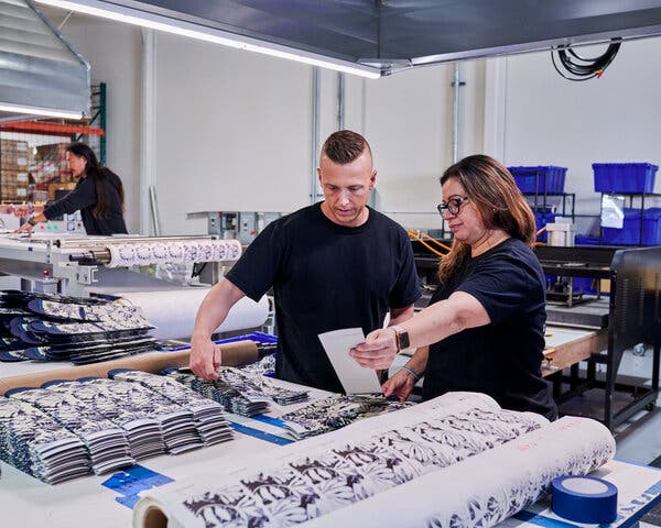 new zealand sock company brings production back from china