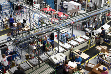 new zealand sporting goods company reshoring production from china