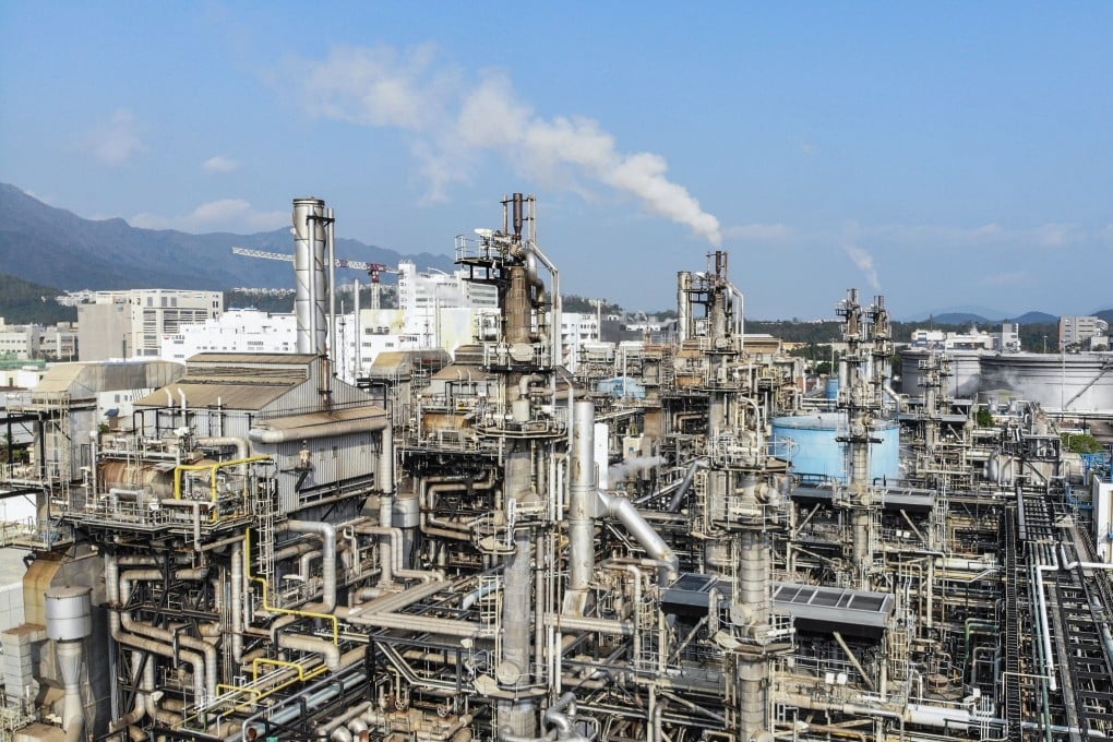 the hong kong and china gas company ltd