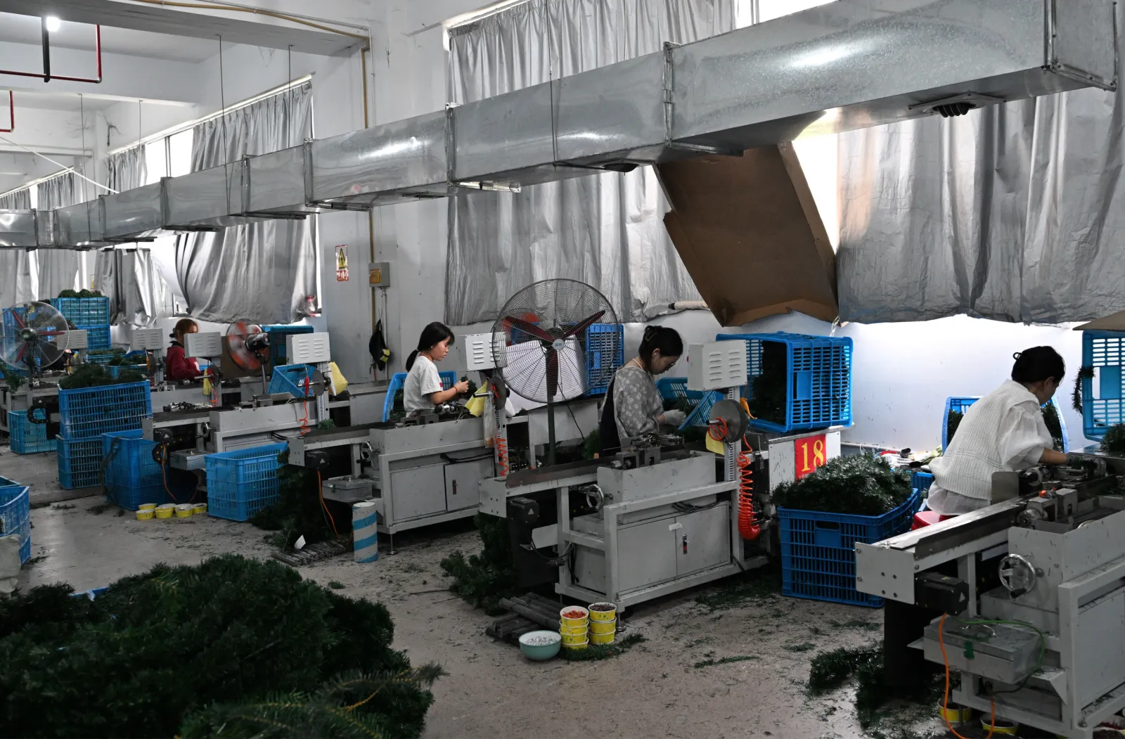 wholesale middlemen in china China Factory