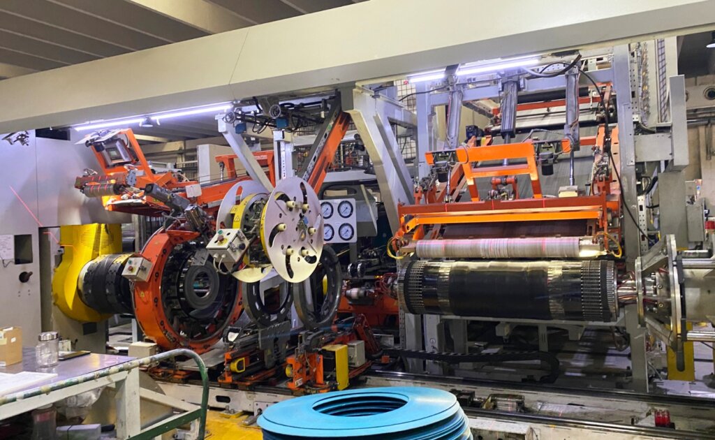 wholesale tyres china China Factory