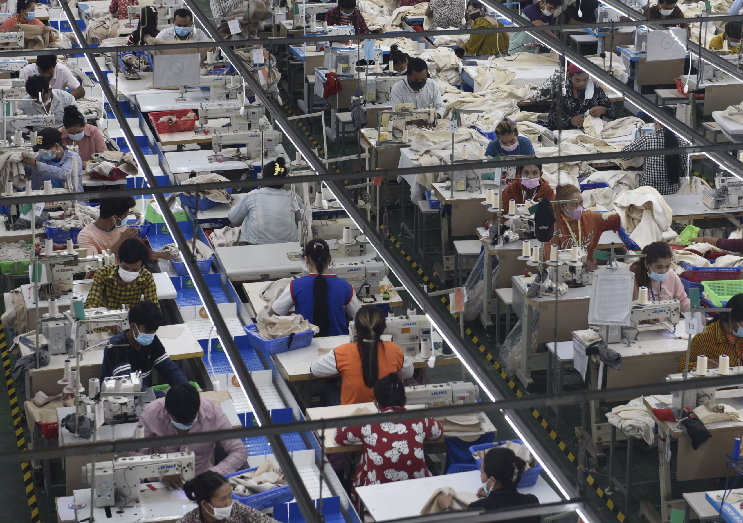wholesale urban clothing distributors in china