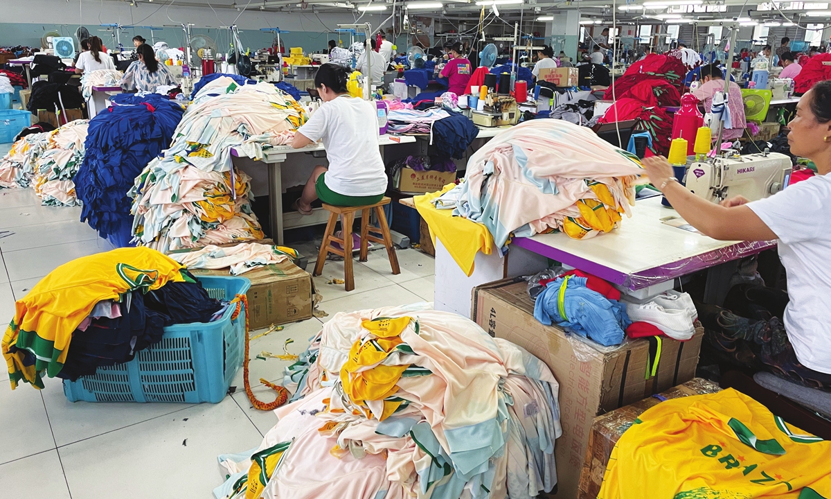 zhejiang yiwu china clothing wholesale