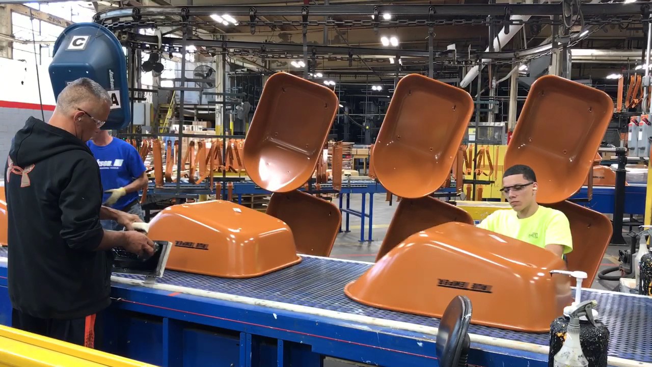 2 Wheeled Steel Wheelbarrow industry insight