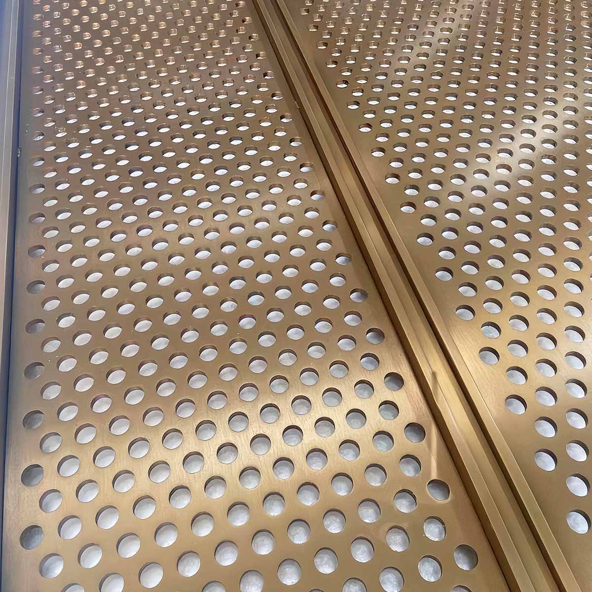 Aluminum Screen Manufacturers