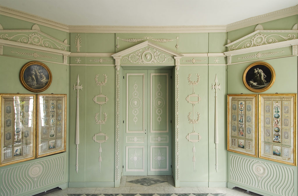 Antique wall paneling : Louis XVI, Empire, Art Deco