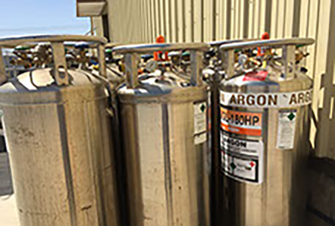 Argon Liquid and Gas