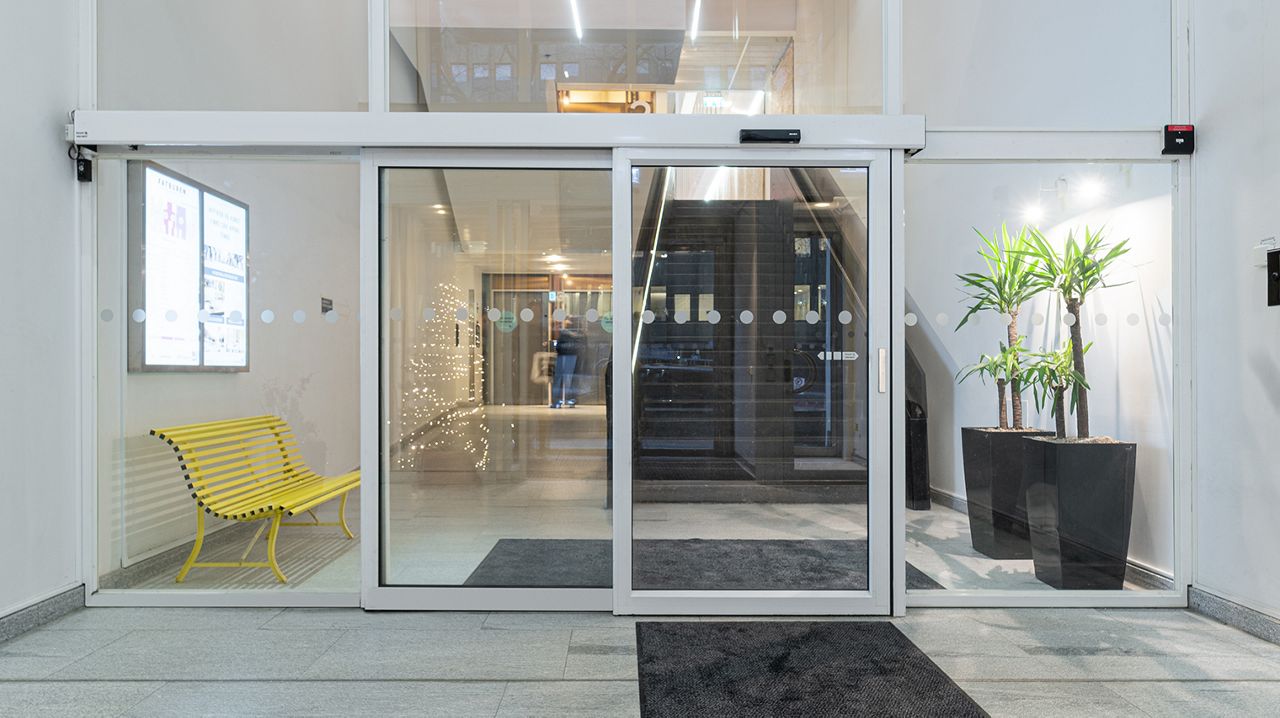 ASSA ABLOY SL521 telescopic sliding door operator