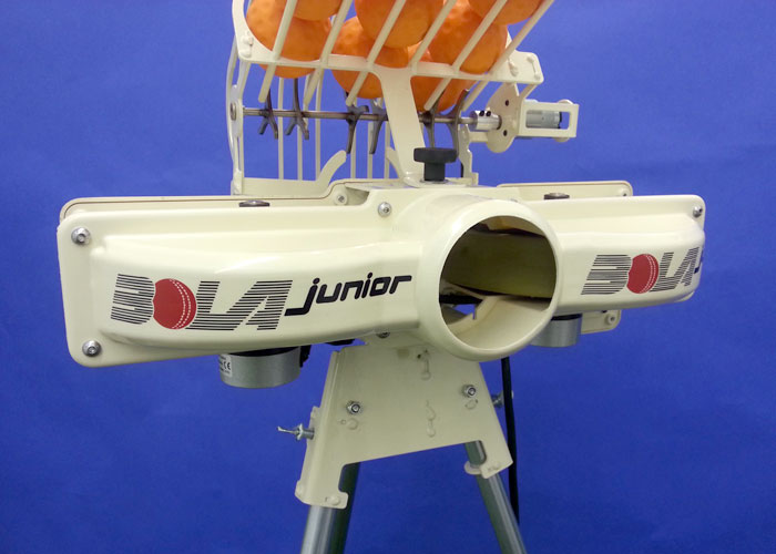BOLA Junior Bowling Machine