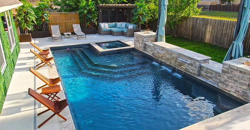 Custom Fiberglass Pools