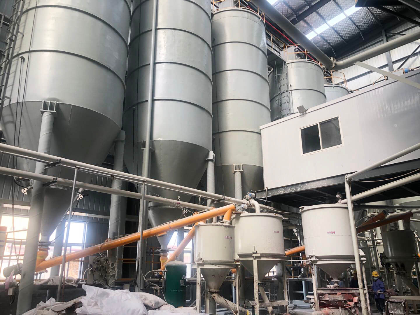 Diatomaceous Earth Spreader industry insight