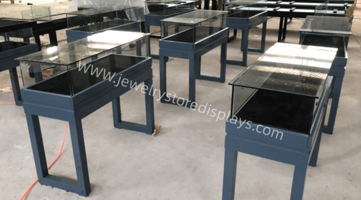 Display Case Table industry insight