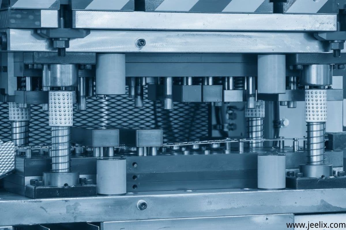 Distressing Tool industry insight