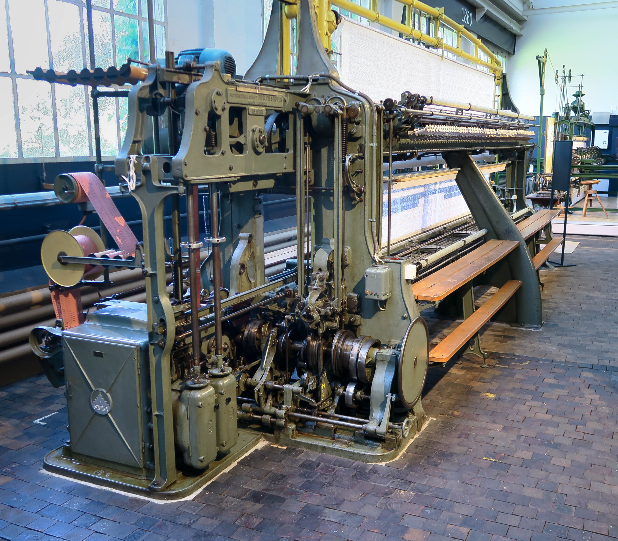 Embroidery Patch Making Machine industry insight