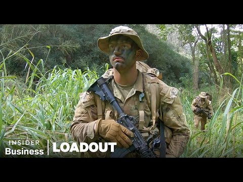 Every Piece of Gear in An U.S. Army Jungle Warfare Soldier