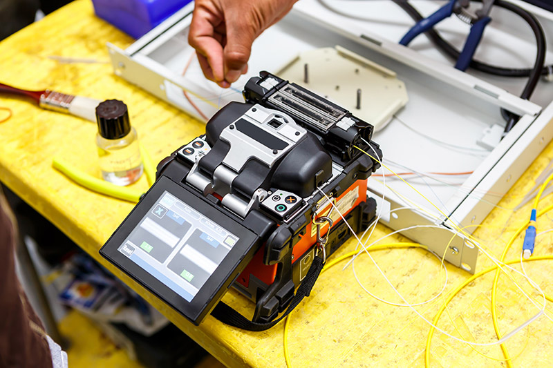 Fiber Optic Fusion Splicing Machine industry insight