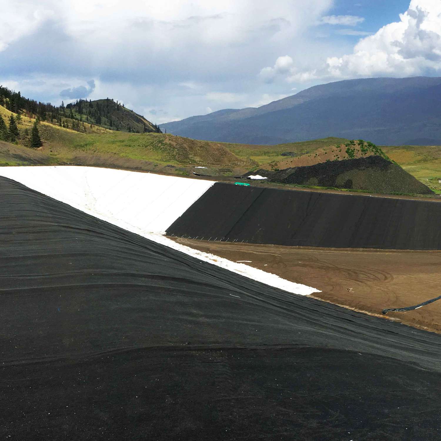 Geosynthetic Clay Liners (GCLs)