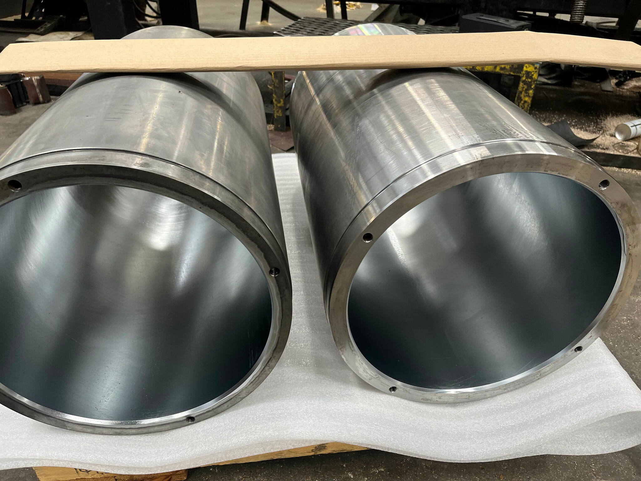 Hard Chrome Plating & Electroless Nickel Plating