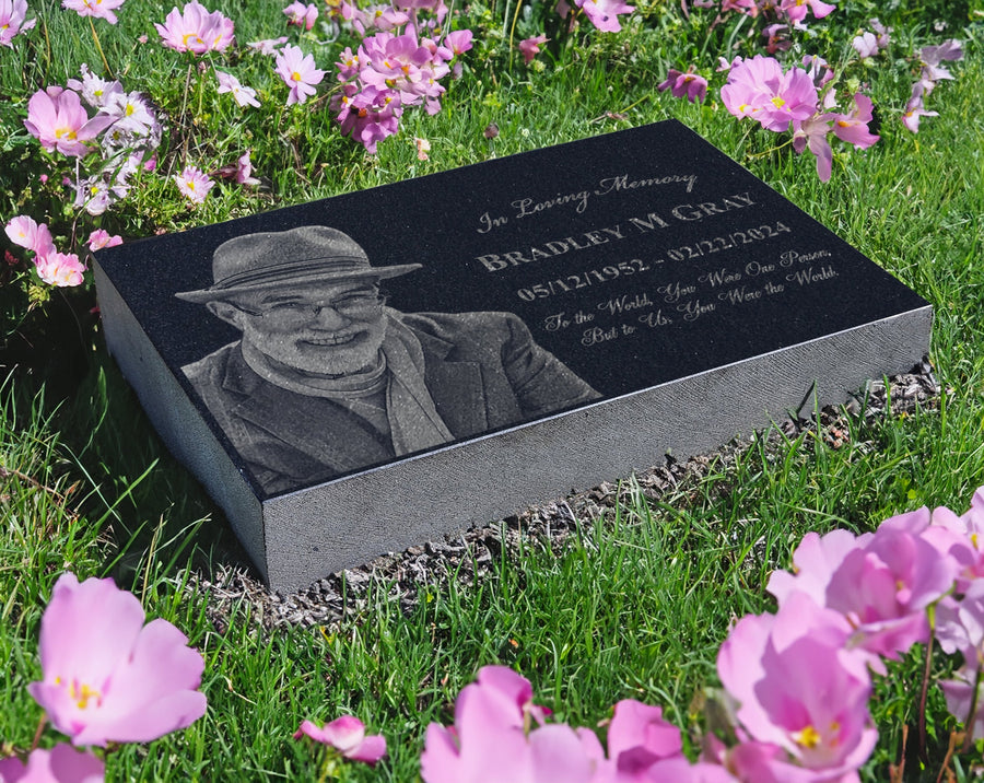 Headstones & memorial plaques engraving