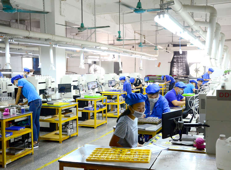 Lapel Pin Machine industry insight