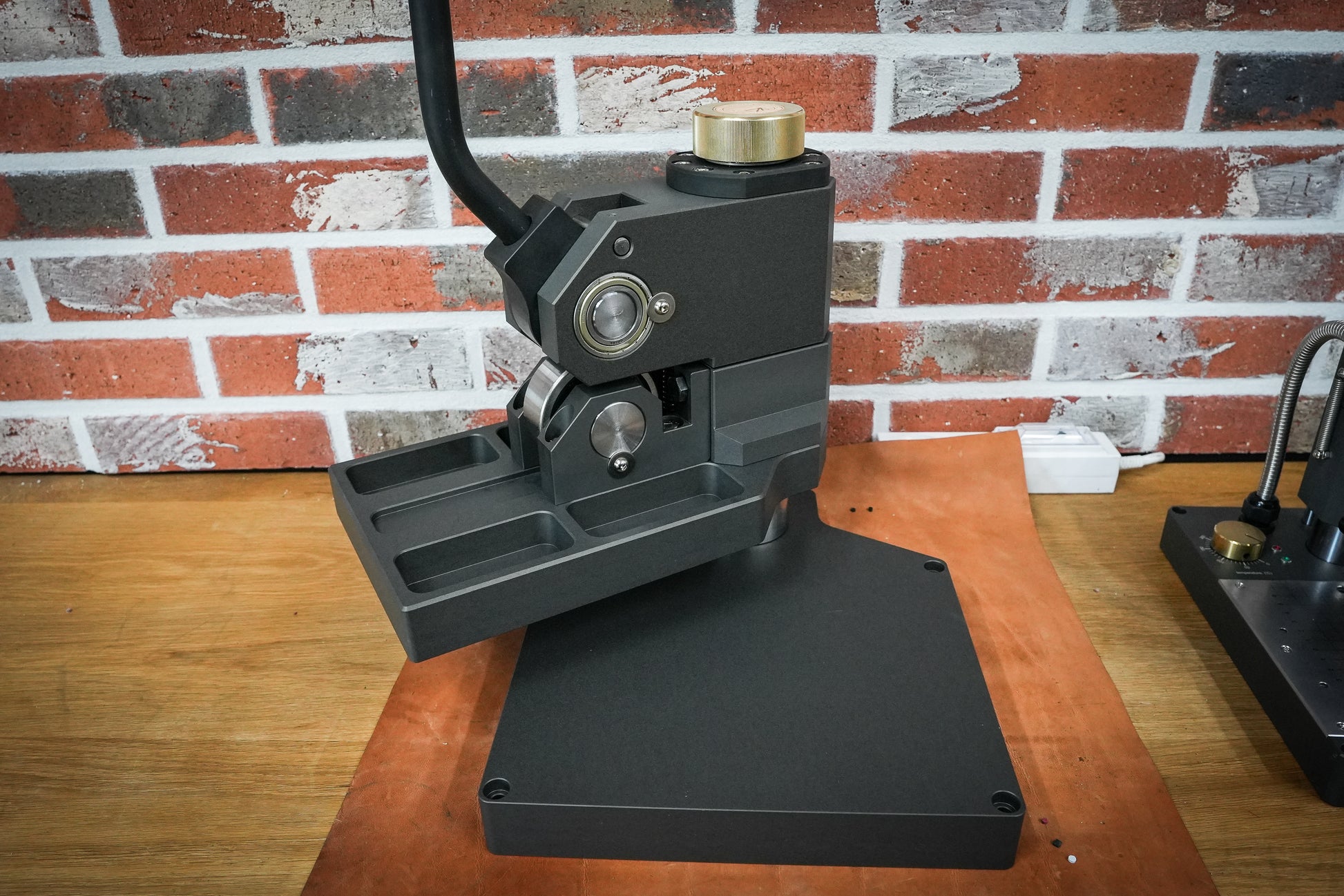 Leather Die Clicker industry insight