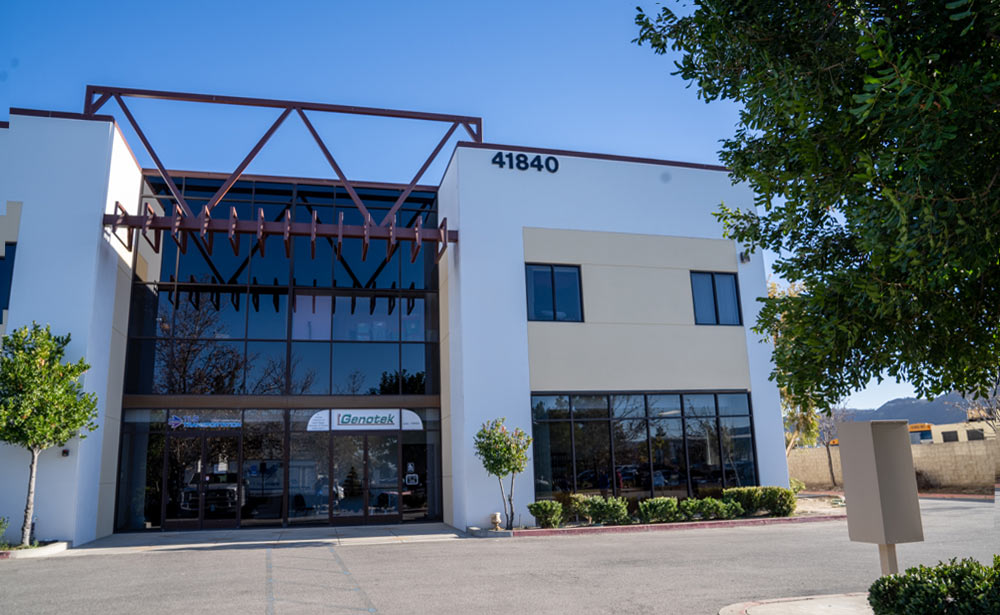 Metal trims and transitions