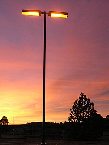 Sodium Vapor Light Fixtures & Bulbs