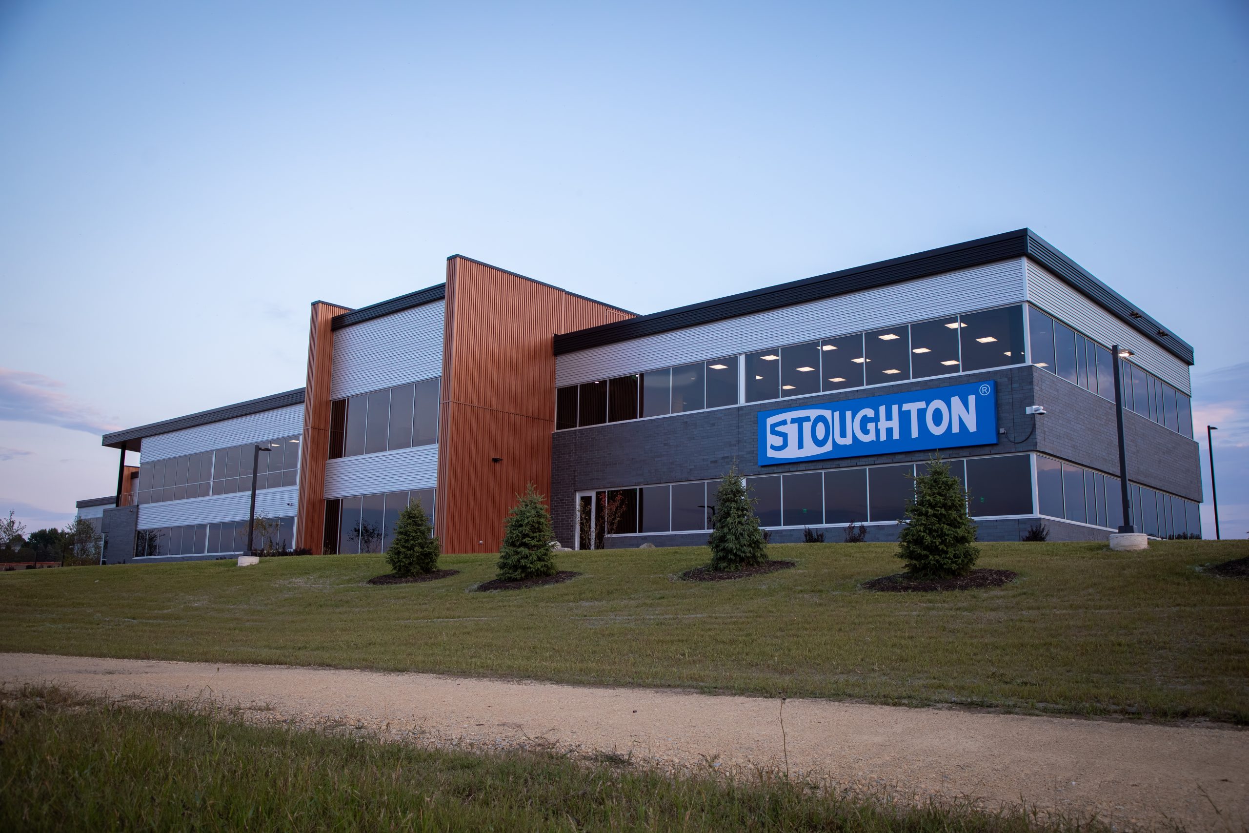 Stoughton Trailers: Semi