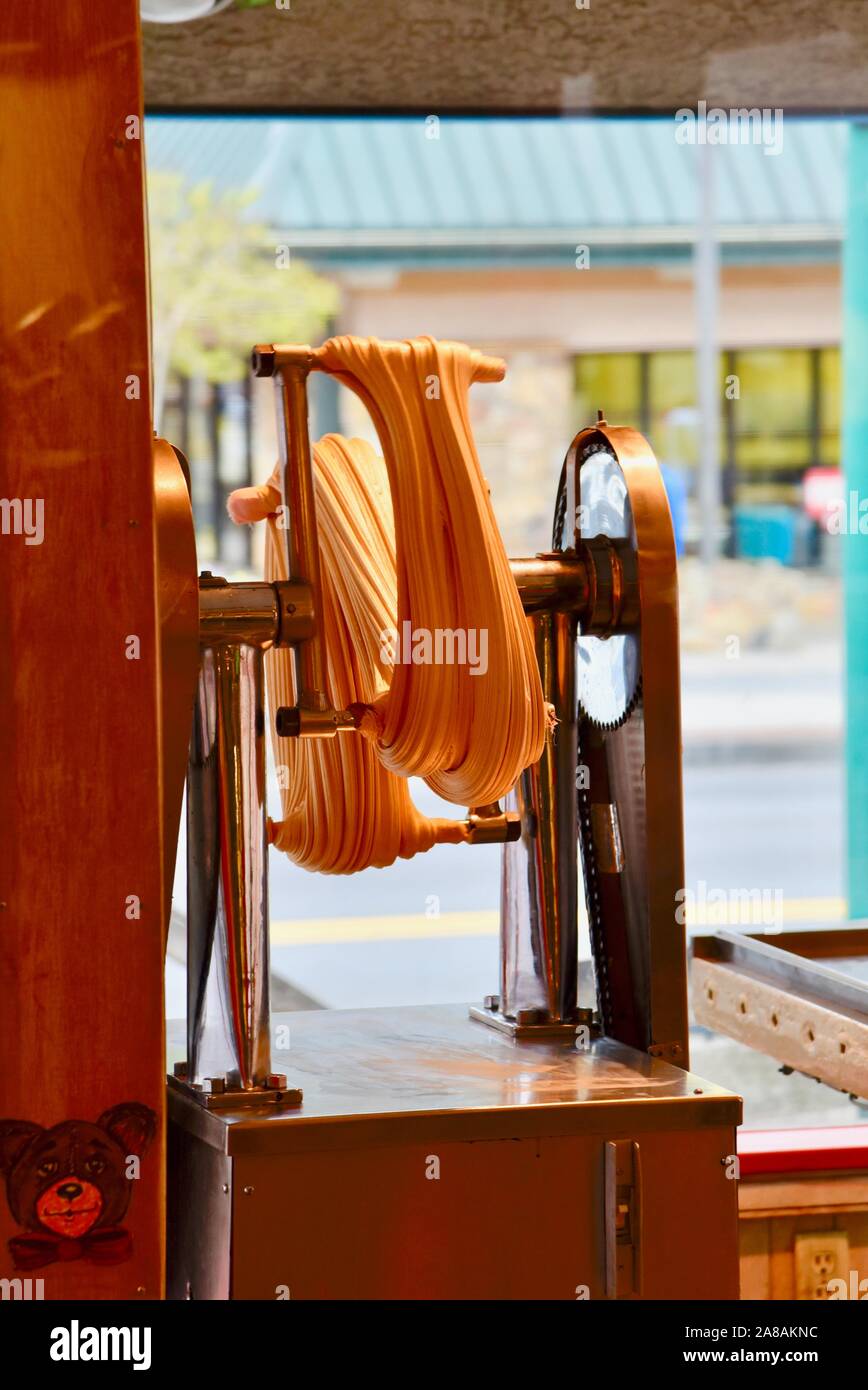 taffy puller: Best Machines for Candy Making