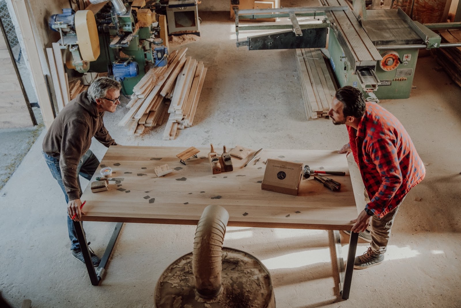 Tradeshow Wood Table industry insight