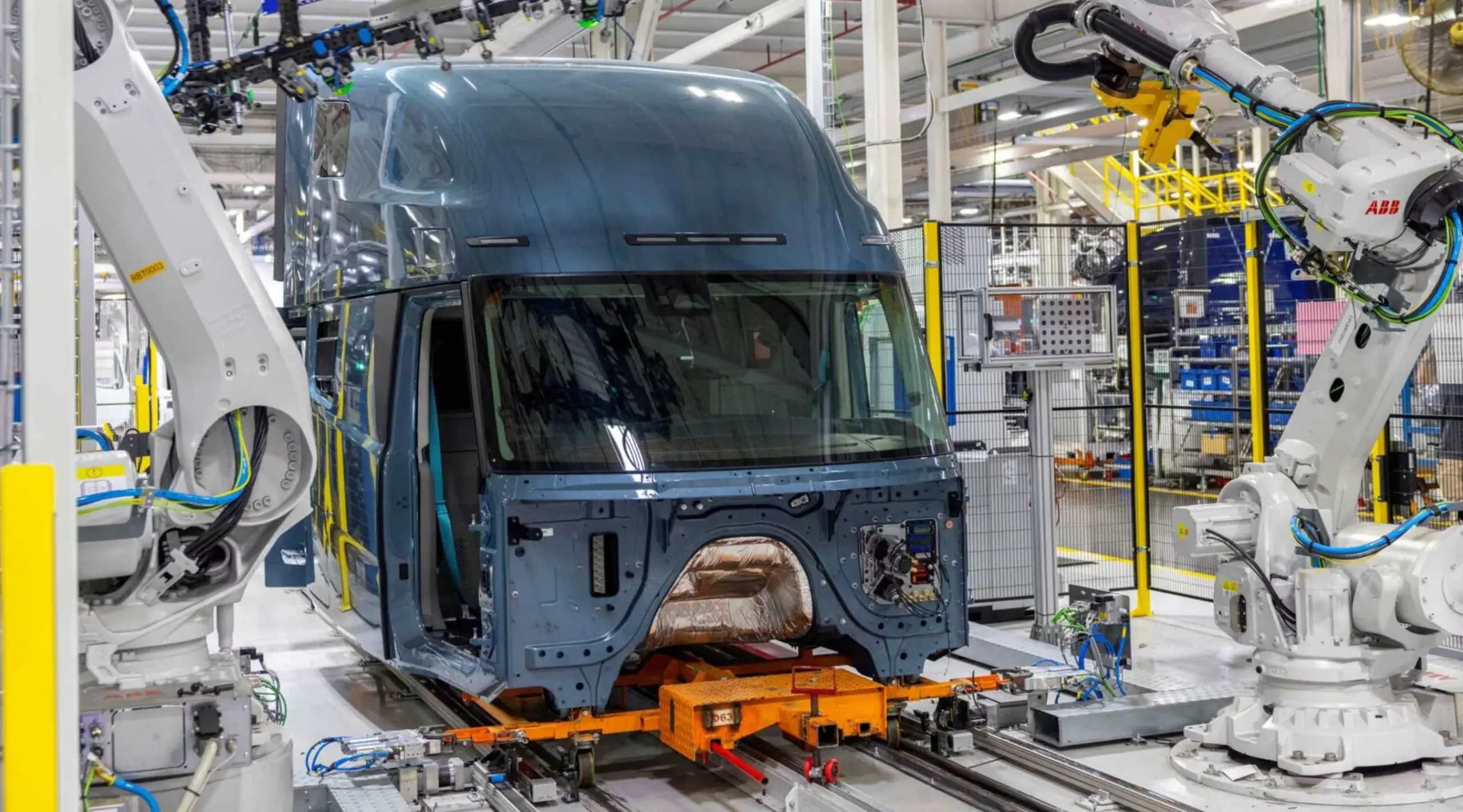 Volvo Lorry Price industry insight